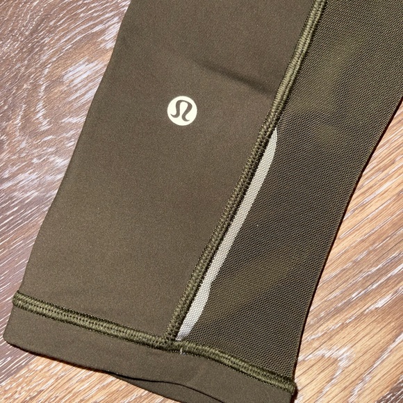 Lululemon Athletica Olive Green 23” Cropped Leggings with Pockets + Mesh Detail - Picture 3 of 6